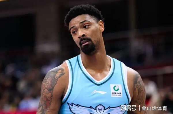 腾讯体育直播-掀翻联盟第4！2名辽粤弃将成功臣，一个6中5砍2双，一个末节12分